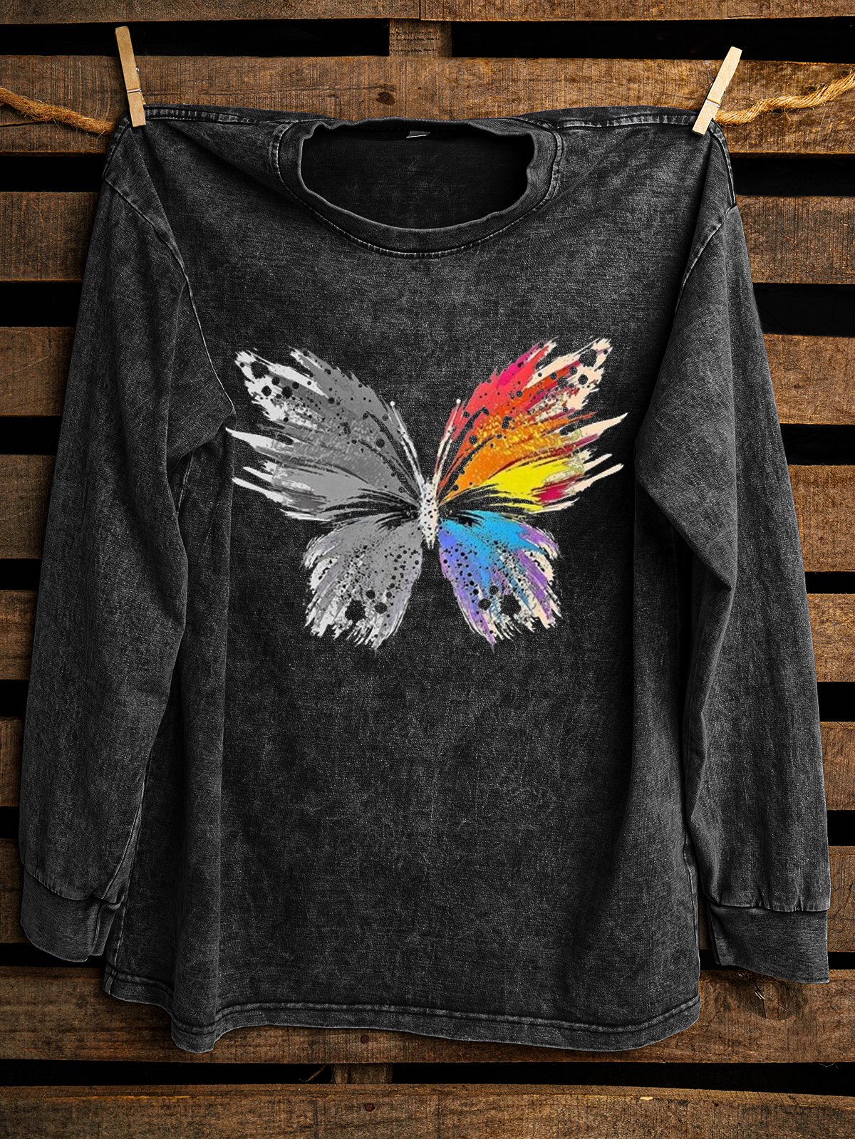 Western Style Distressing Butterfly Cotton Sweatshirt