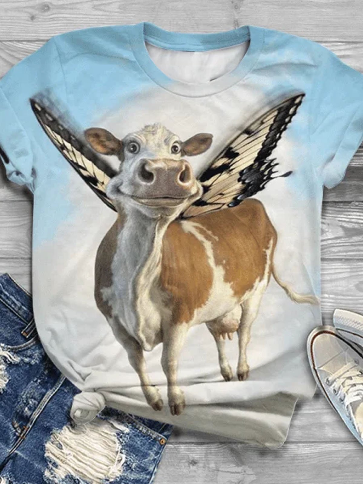 Cow and butterfly print round neck short sleeved casual T-shirt